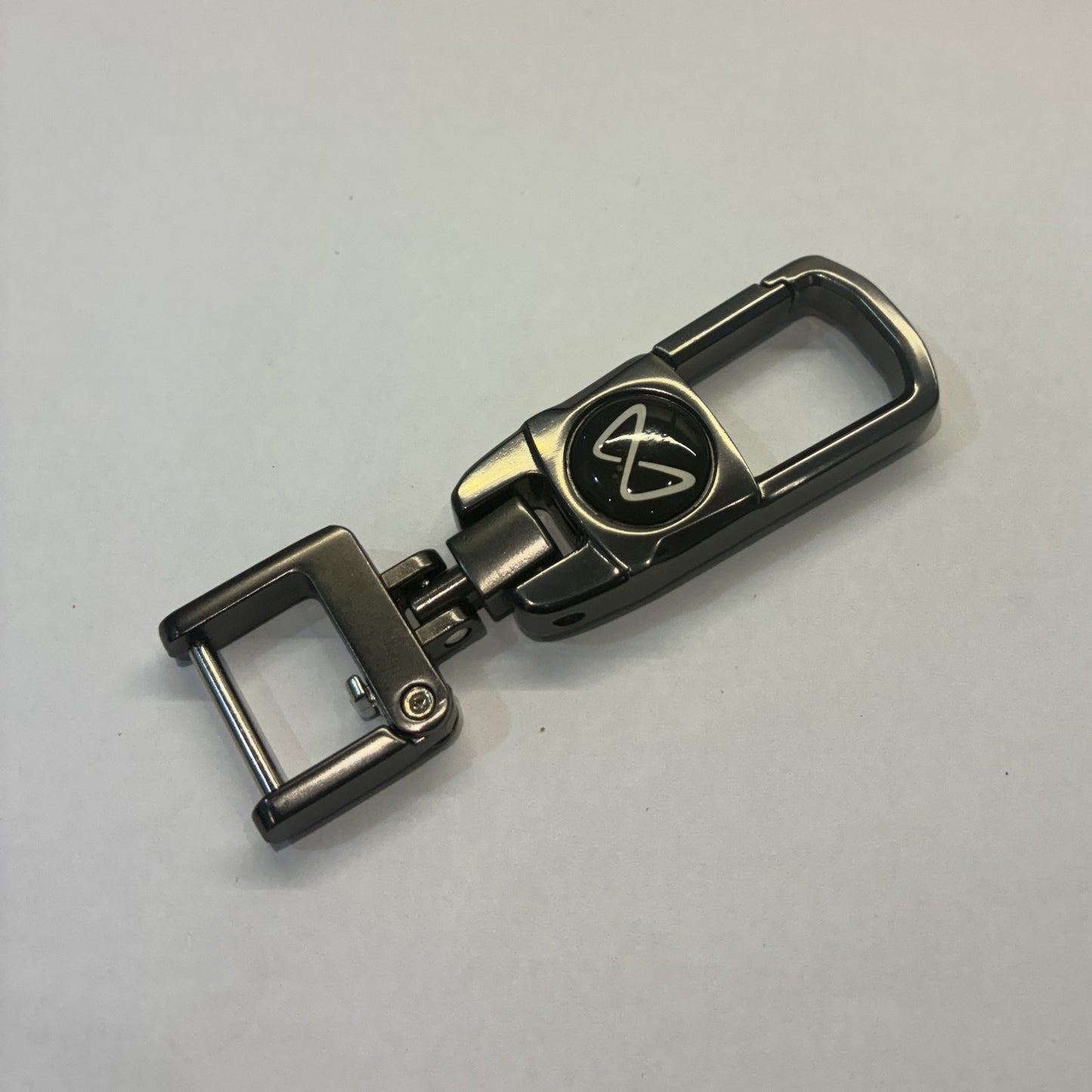 Premium Metal Car Key Chain - Mahindra Edition 3 (Electric version)